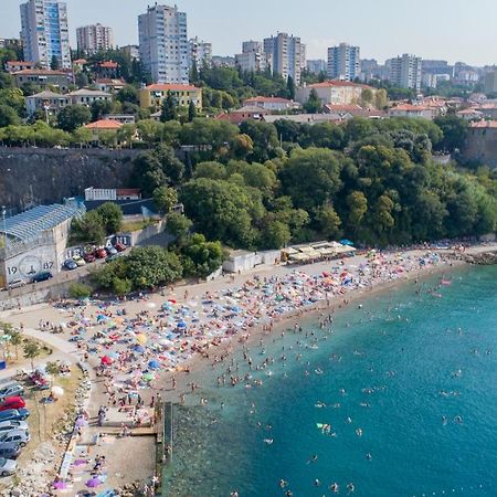 Apartments Skoljka Рийека Екстериор снимка